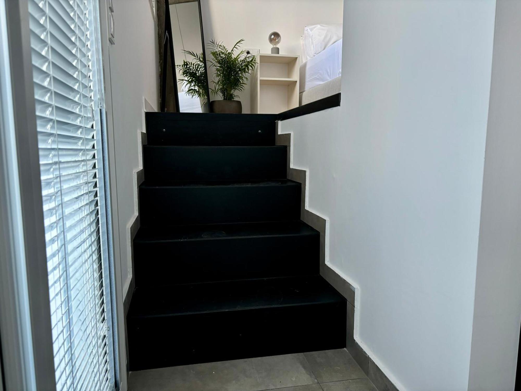 Industrial Loft Comfort Living Heraklion  Luaran gambar