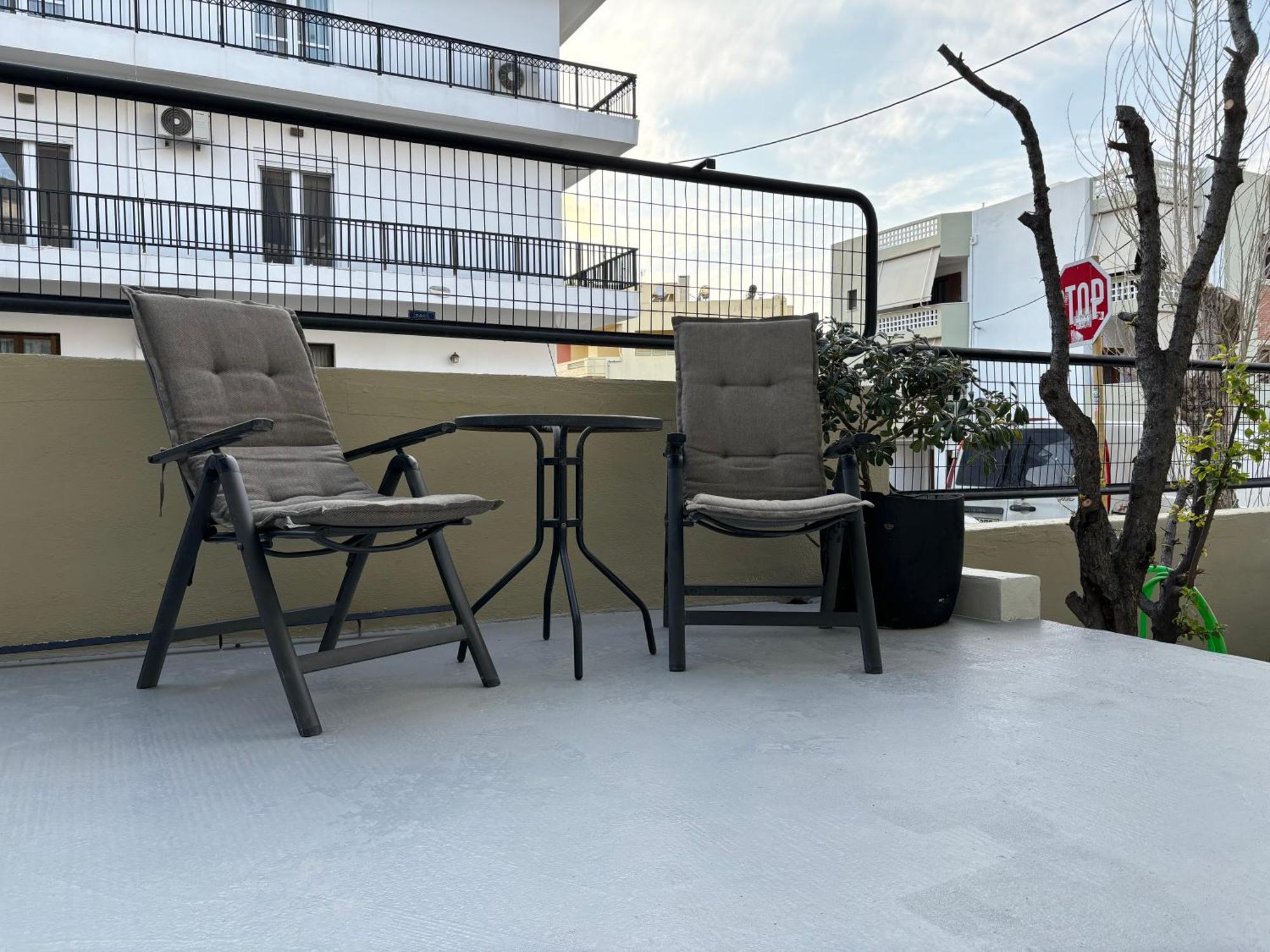 Industrial Loft Comfort Living Heraklion  Luaran gambar